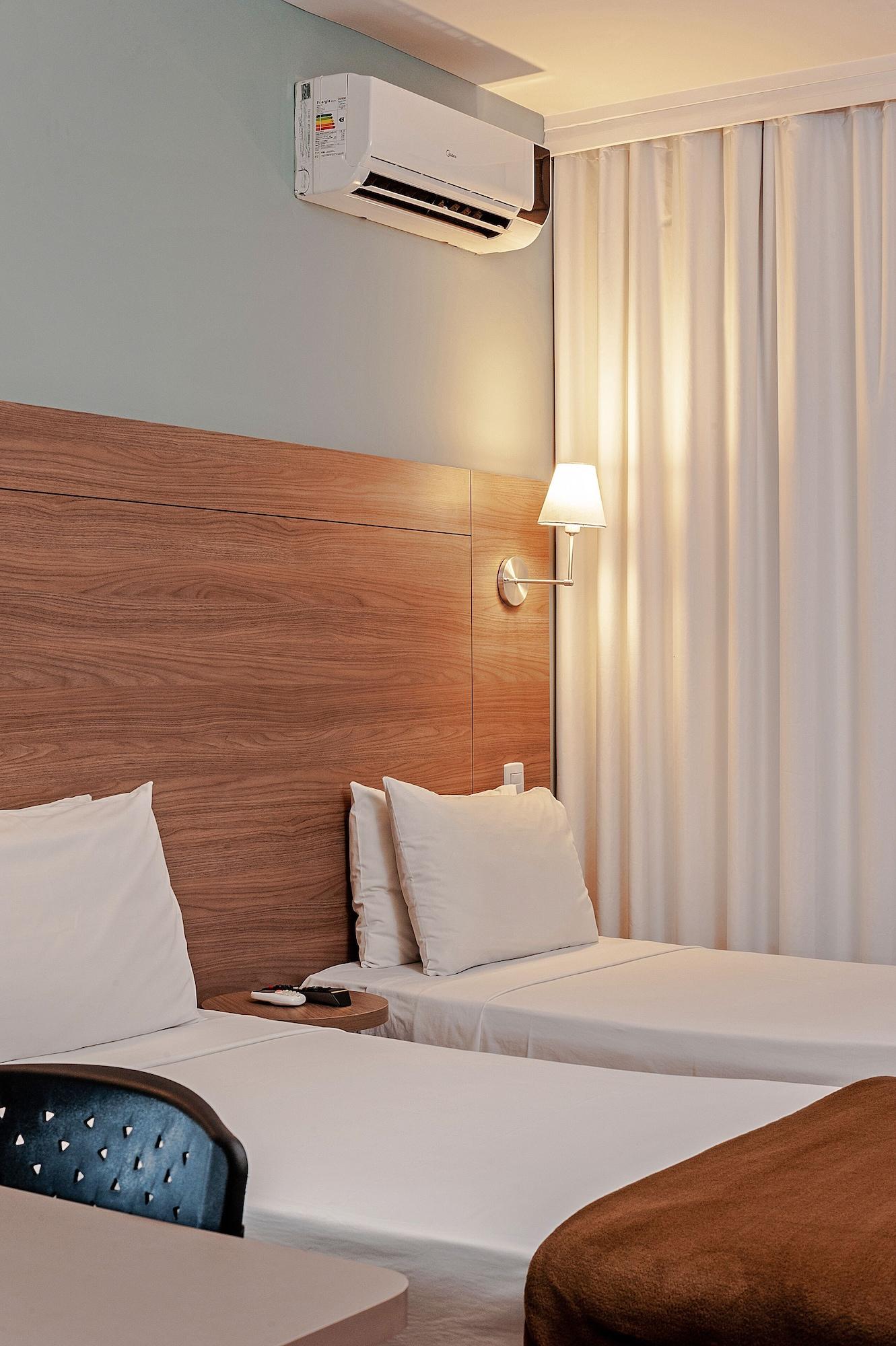 Slim Curitiba Alto Da XV Hotell Eksteriør bilde