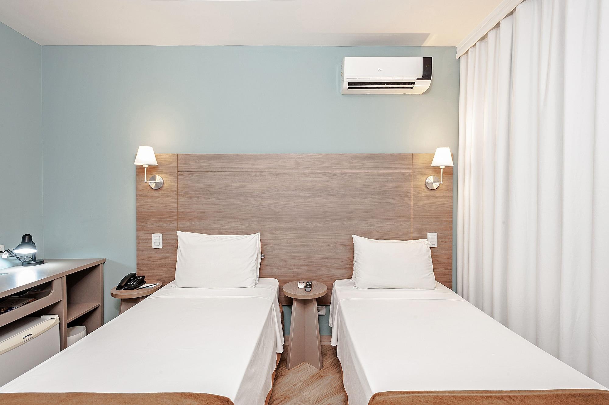 Slim Curitiba Alto Da XV Hotell Eksteriør bilde