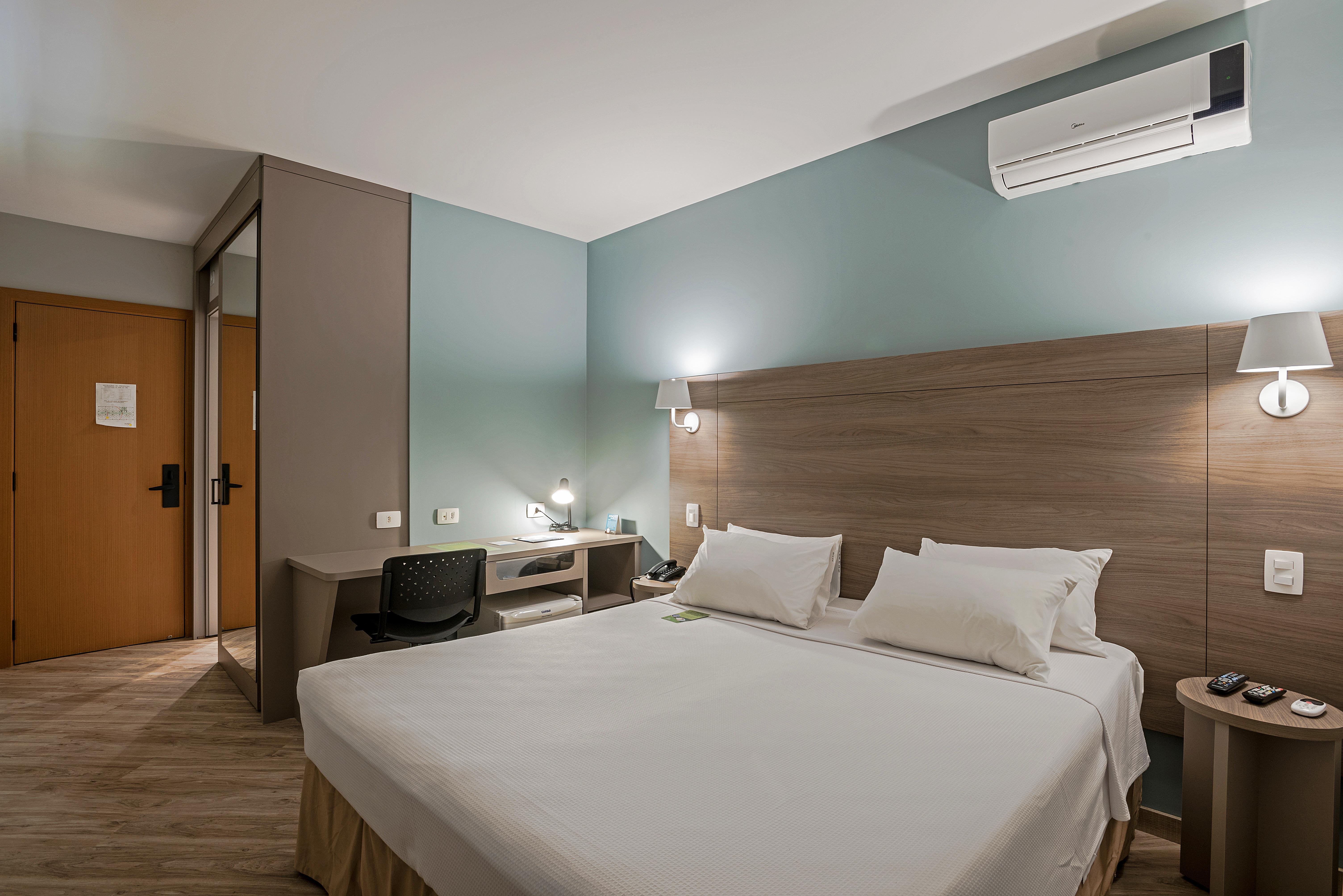 Slim Curitiba Alto Da XV Hotell Eksteriør bilde