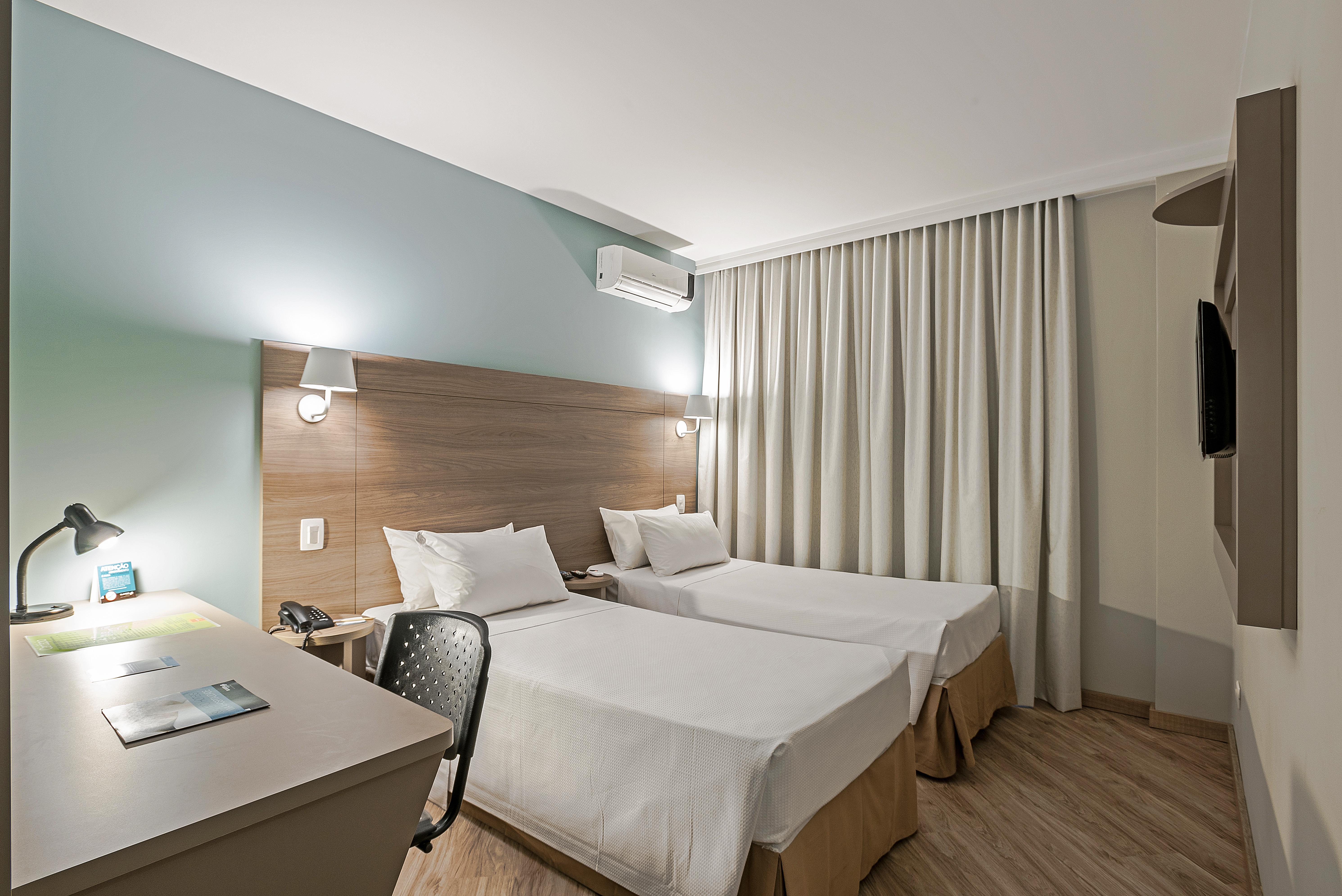 Slim Curitiba Alto Da XV Hotell Eksteriør bilde