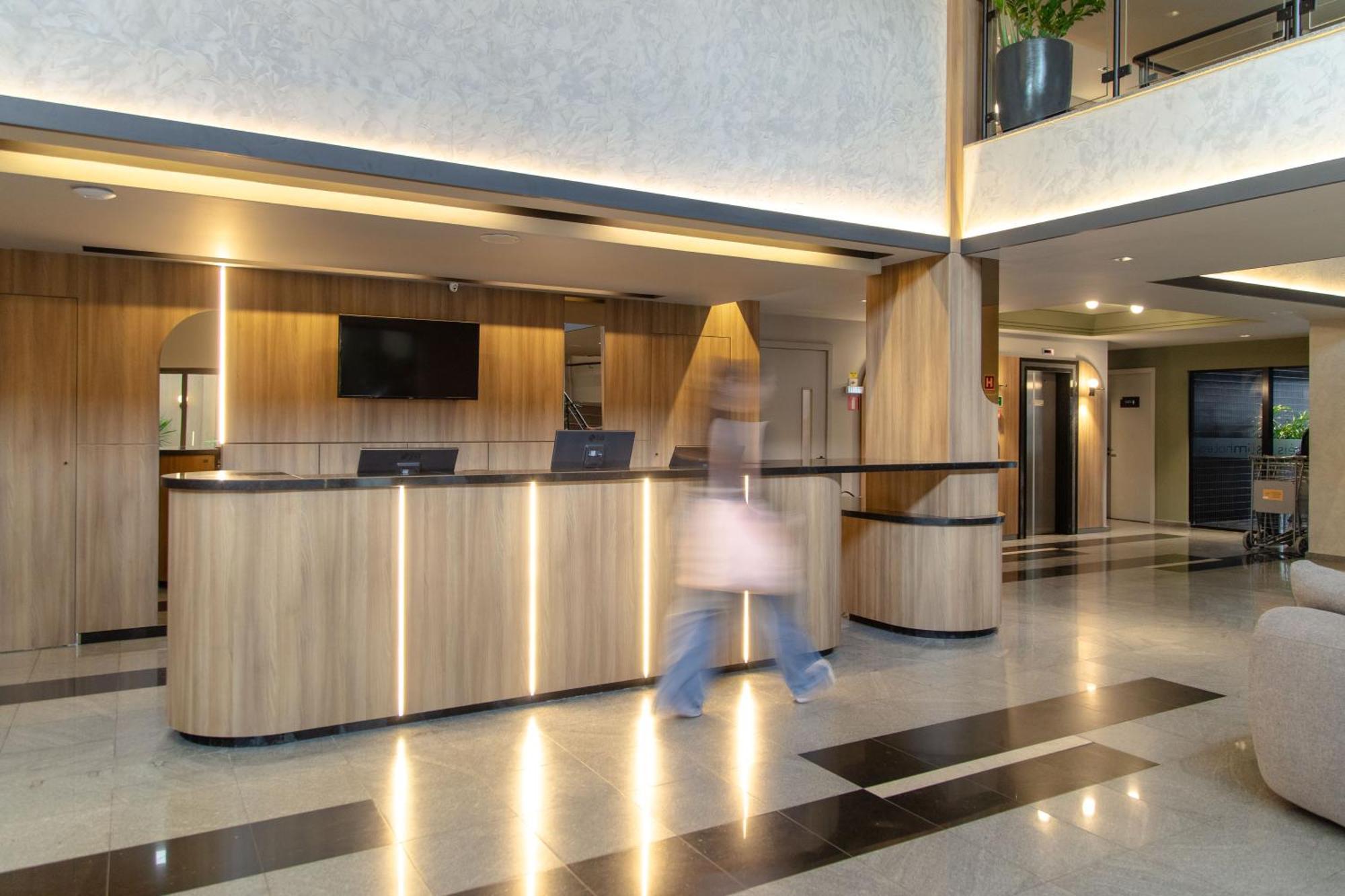 Slim Curitiba Alto Da XV Hotell Eksteriør bilde