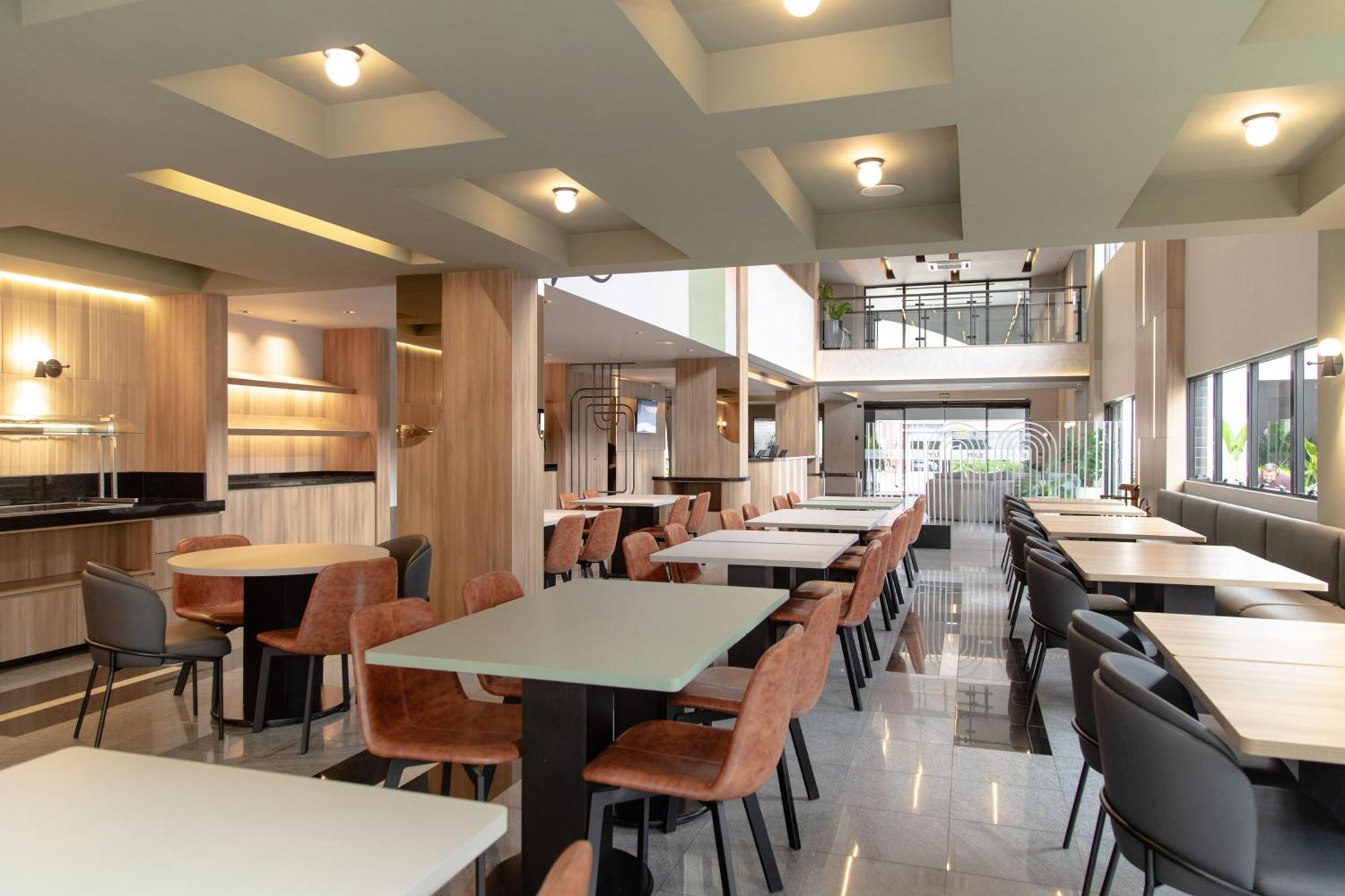 Slim Curitiba Alto Da XV Hotell Eksteriør bilde