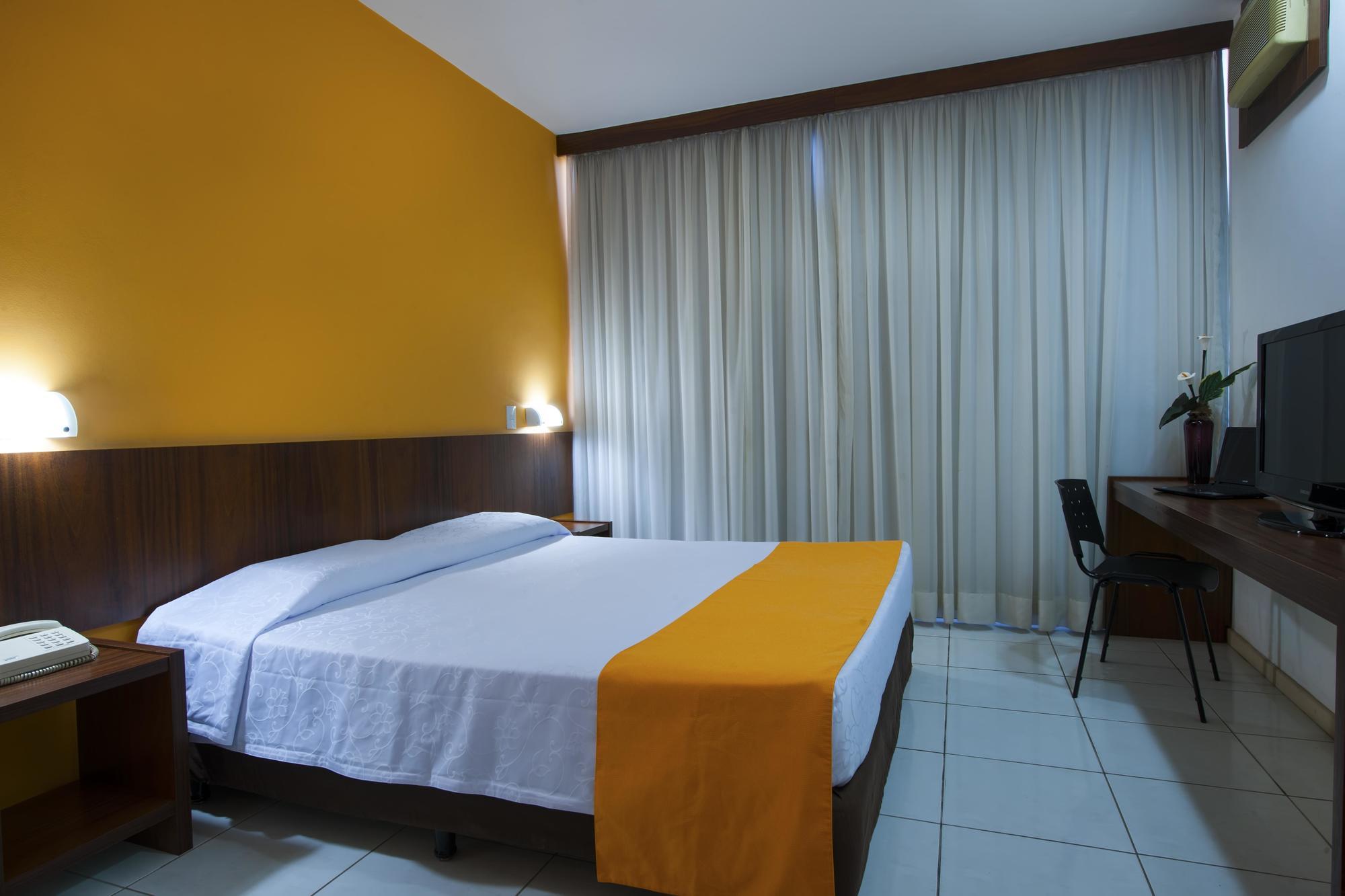 Slim Curitiba Alto Da XV Hotell Eksteriør bilde